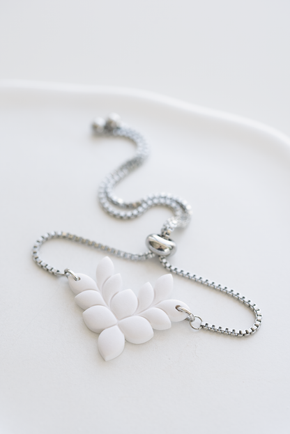 ANTIGUA hand-crafted adjustable stainless steel bracelet with white leaf polymer clay ornament, made in Dubai